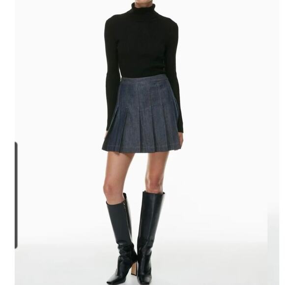 Babaton Perspective Pleated Dark Denim Mini Skirt Size 2 Bohemian Academia - Picture 1 of 5